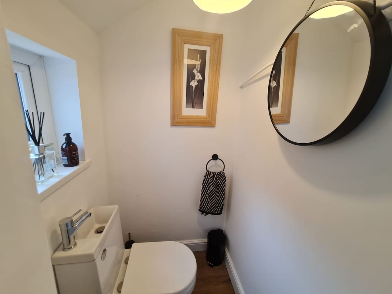 Somerton House*Sleeps 5*Contractors*Groups in 41 Somerton Road - Property image 14 - VivreStays