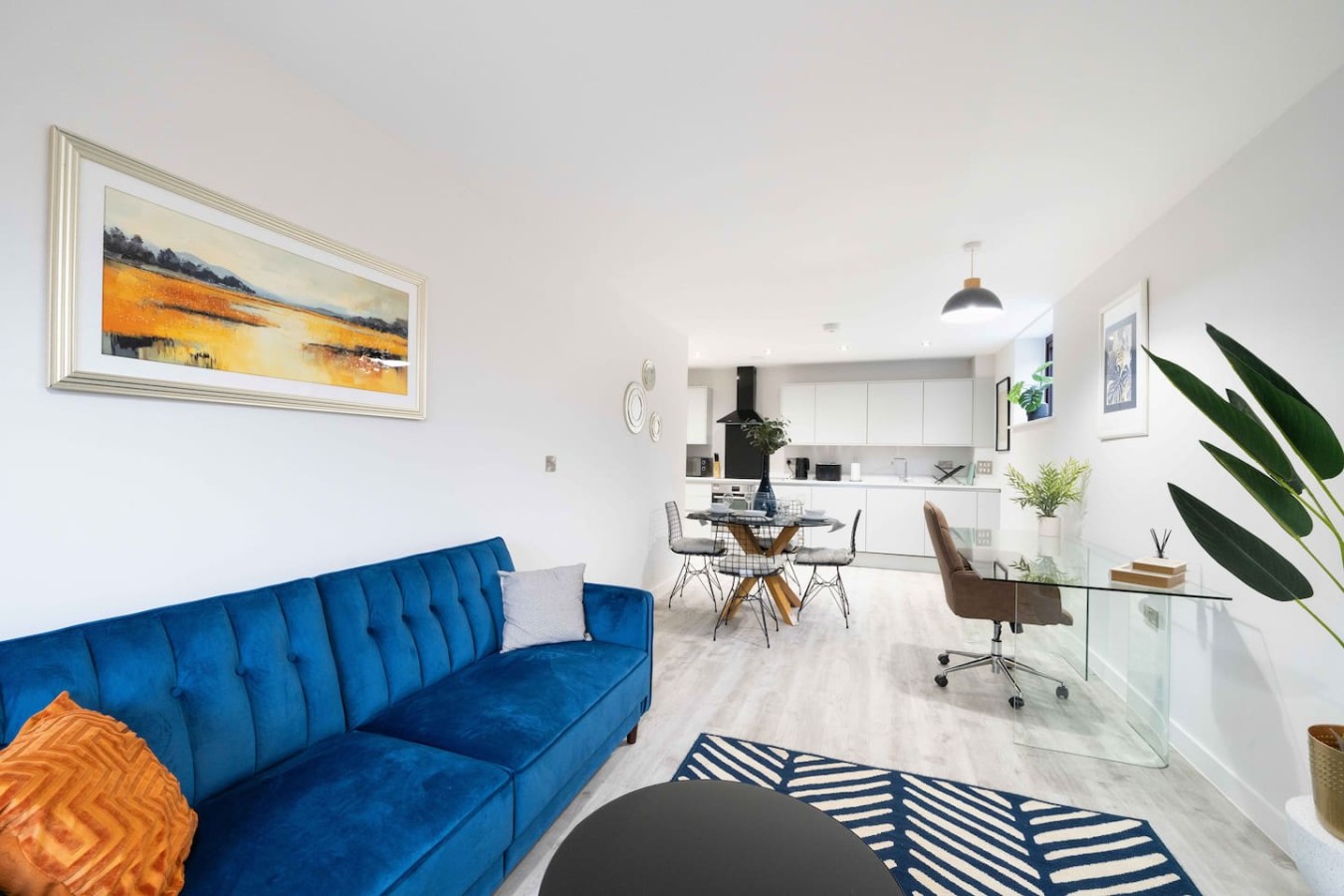 The Cumberland*Water Views*Central *Sleeps 5 in 2 Gas Ferry Road flat 12 - Property image 17 - VivreStays