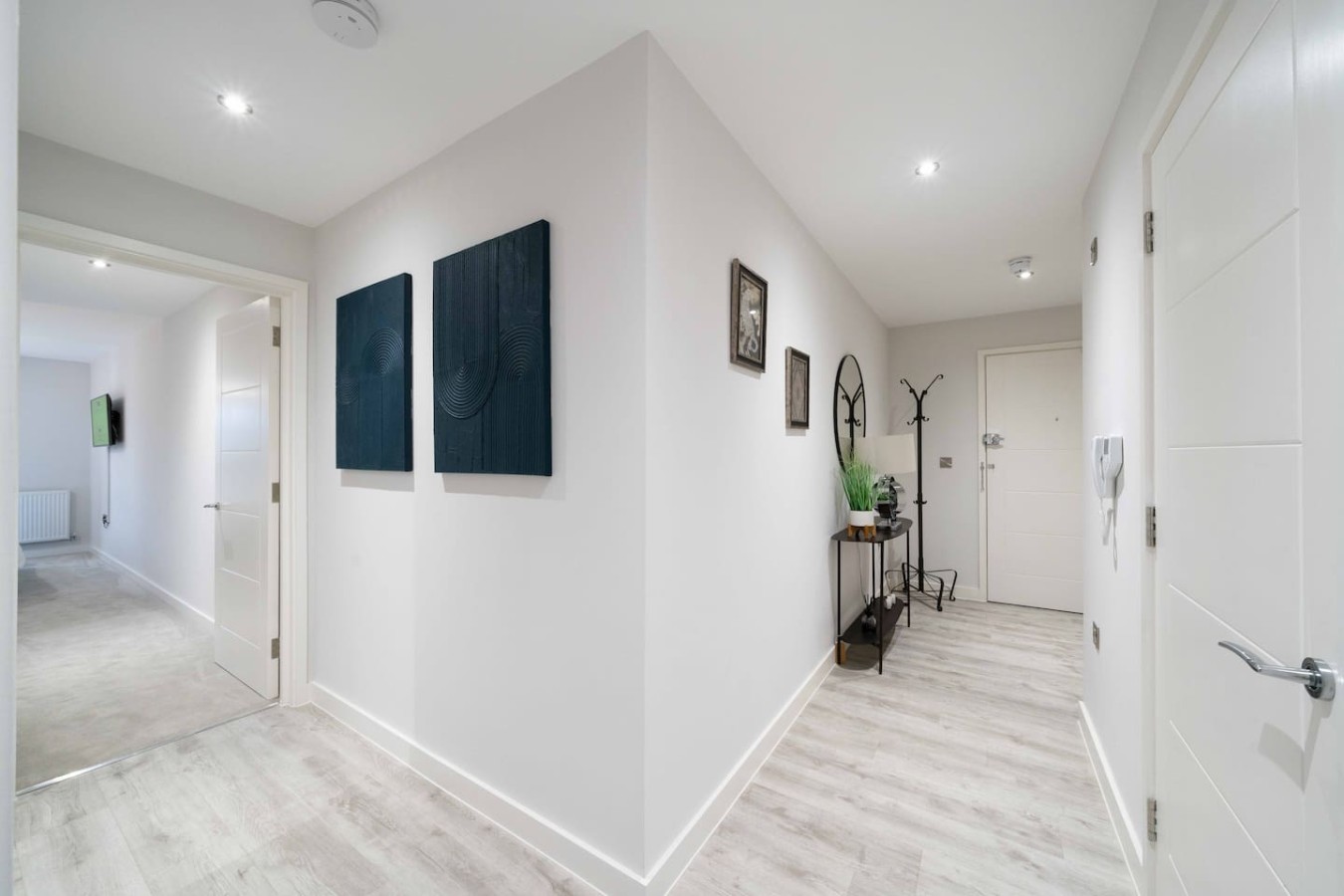 The Cumberland*Water Views*Central *Sleeps 5 in 2 Gas Ferry Road flat 12 - Property image 15 - VivreStays