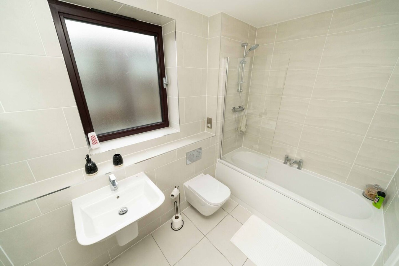 The Cumberland*Water Views*Central *Sleeps 5 in 2 Gas Ferry Road flat 12 - Property image 16 - VivreStays