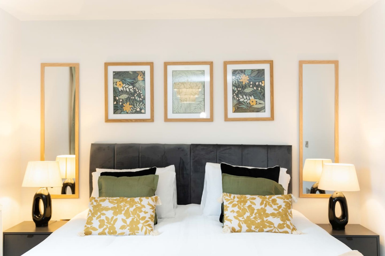 The Cumberland*Water Views*Central *Sleeps 5 in 2 Gas Ferry Road flat 12 - Property image 28 - VivreStays