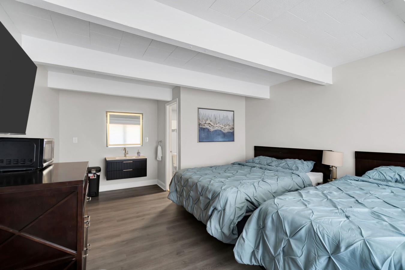Affordable Jersey Shore Retreat, Pool Access - Toms River, NJ