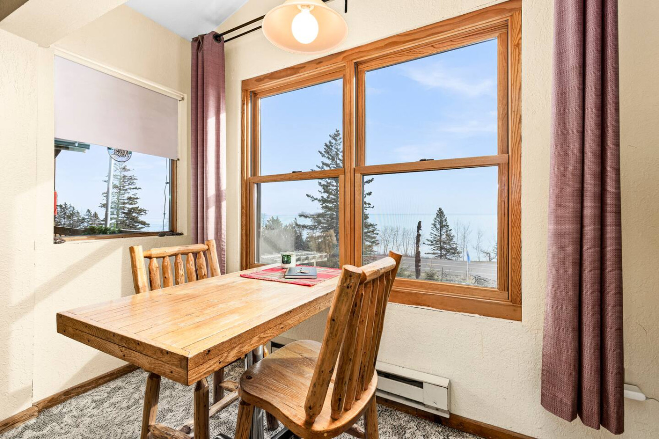 Take in your coffee and meals overlooking the garden and lake.