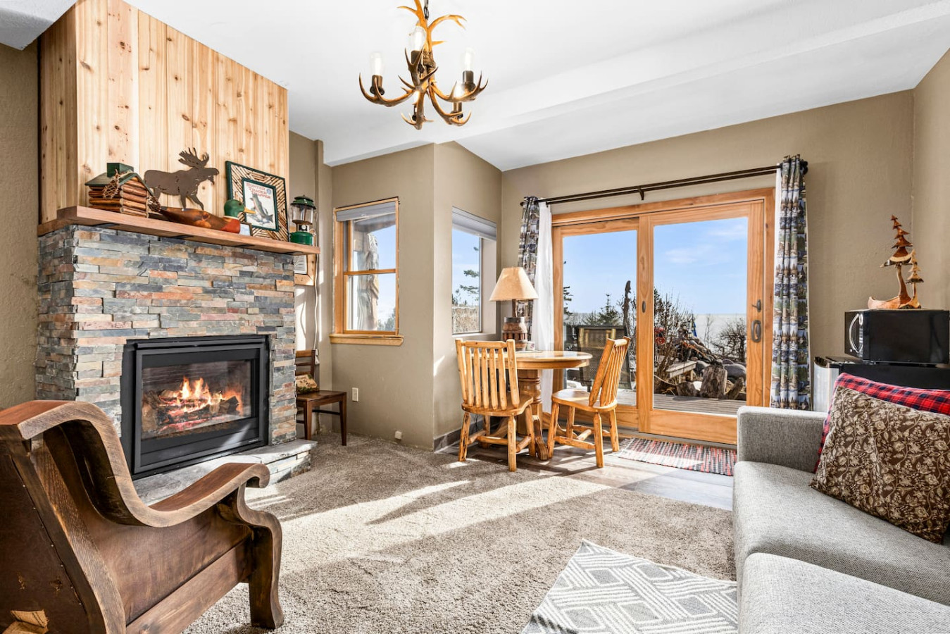 Cedar box and antler lights