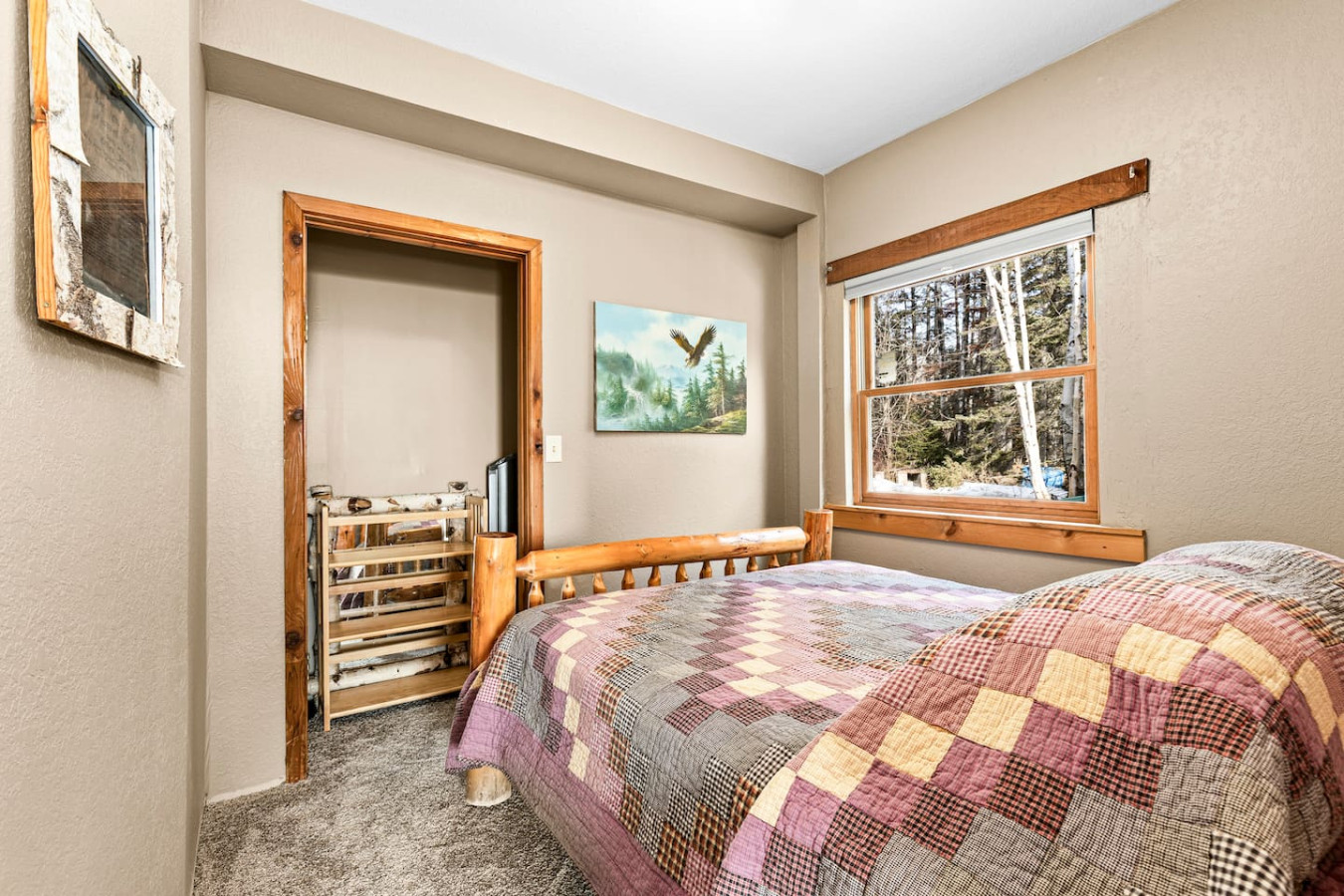 Separate bedroom with queen sized bed