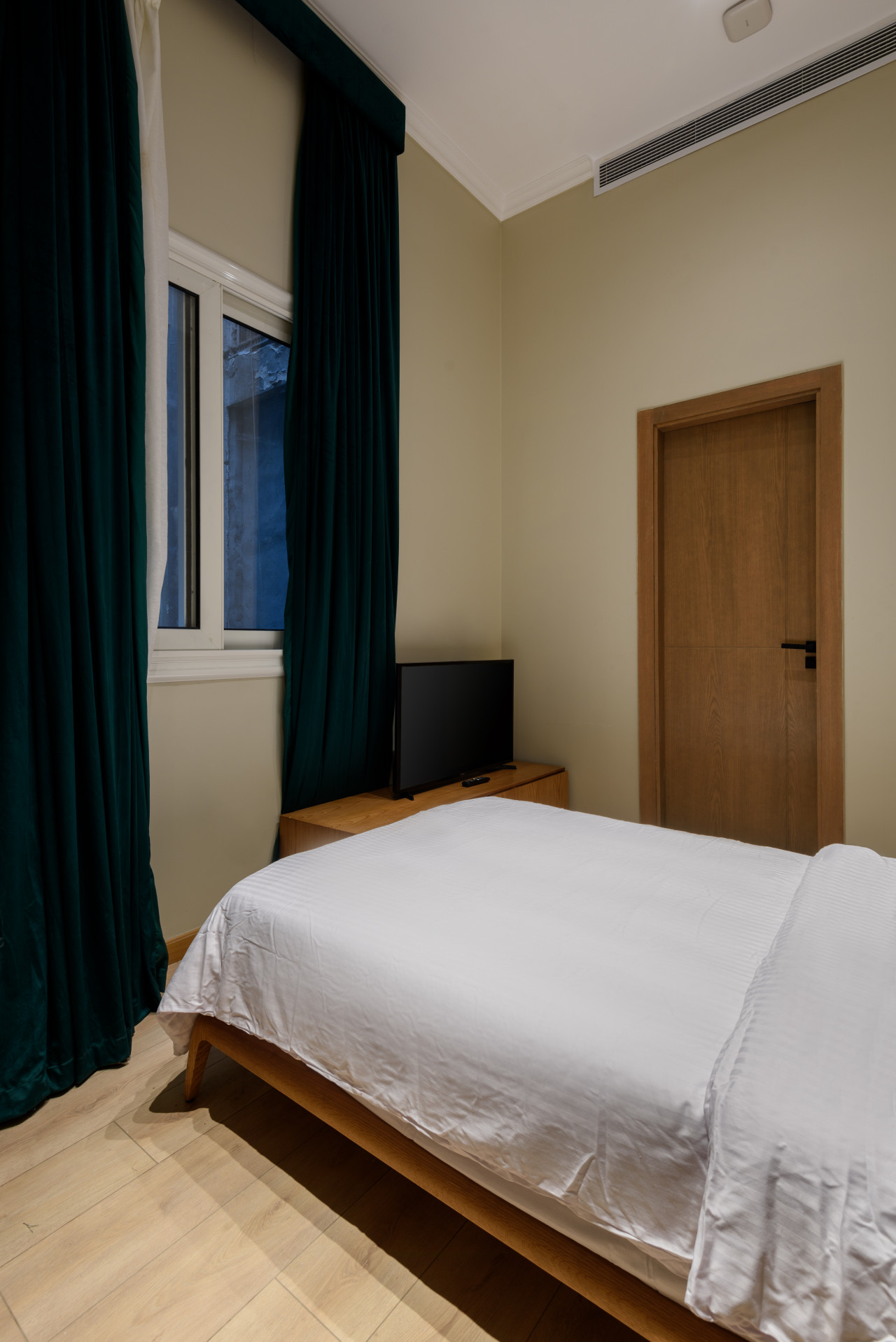 Cosy Room @cairo Downtown in Cairo - bedroom view 2