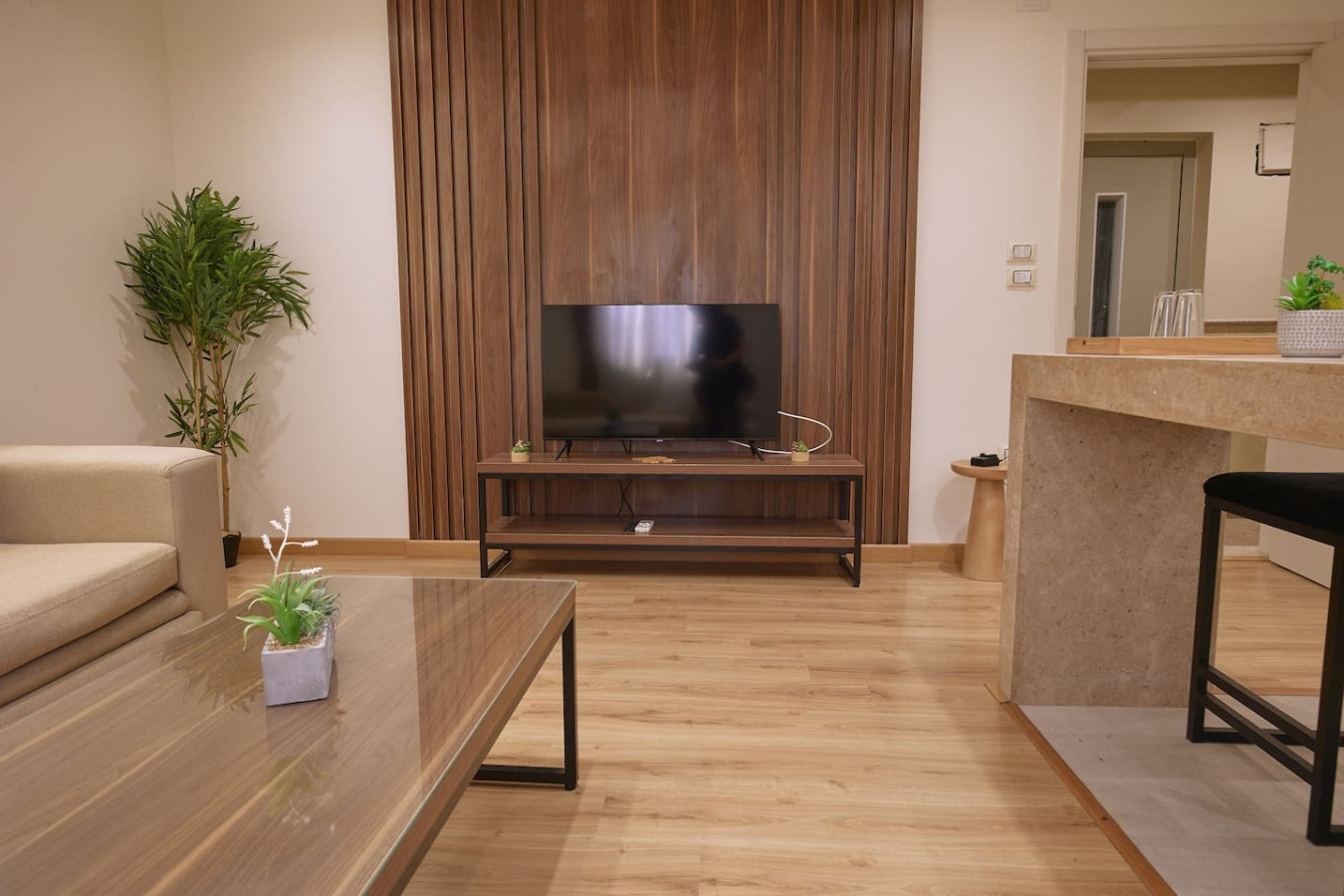 Stunning 1-bedroom Apt-nasr City in Cairo - kitchen view 3