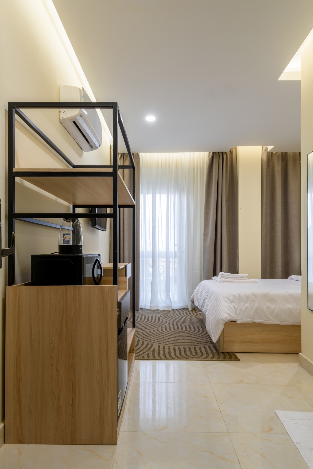 S101 | 8-min Airport Stay By Hazel Spaces in Nasr City - bedroom view 2