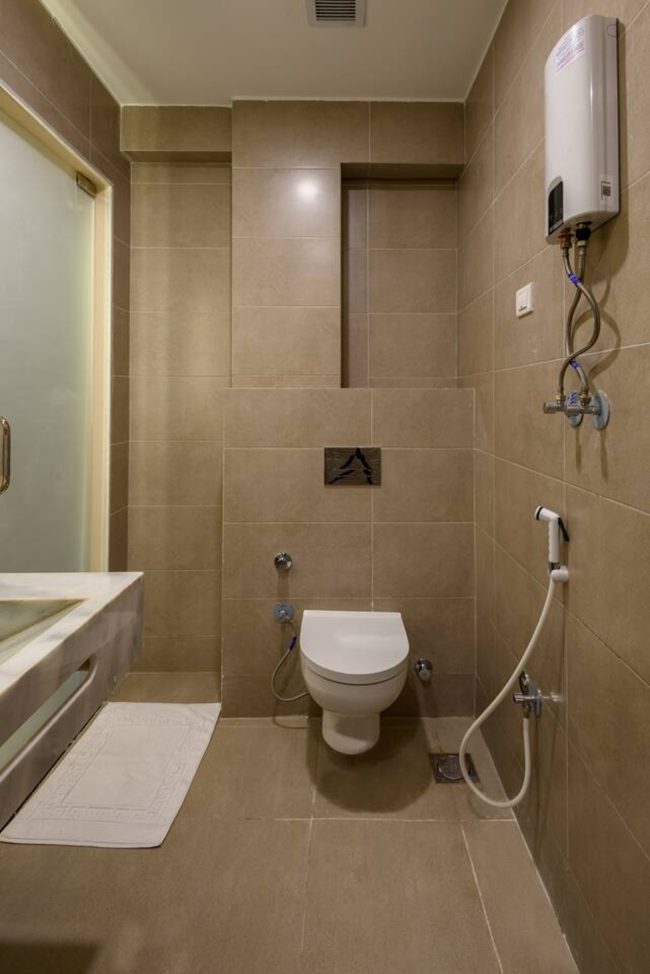 S103 | 8-Min Airport Stay by Hazel Spaces in Nasr City - interior view view 4