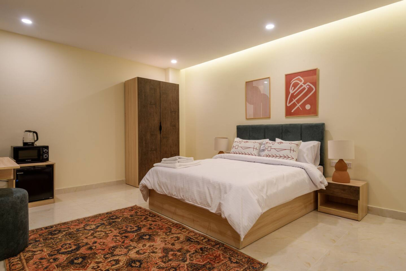 S106 | 8-min Airport Stay By Hazel Spaces