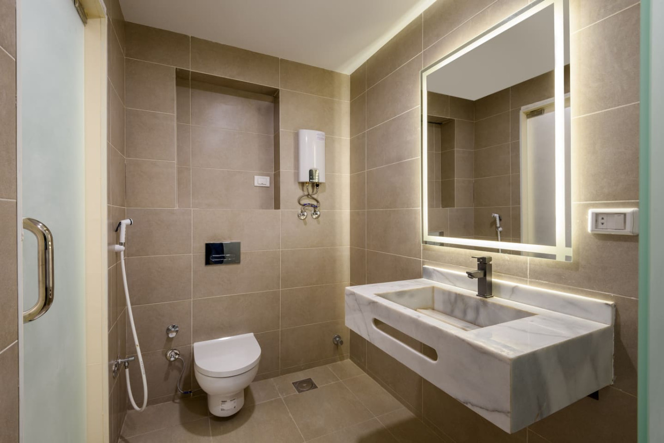 S202| 8-min Airport Stay By Hazel Spaces in Nasr City - interior view view 4