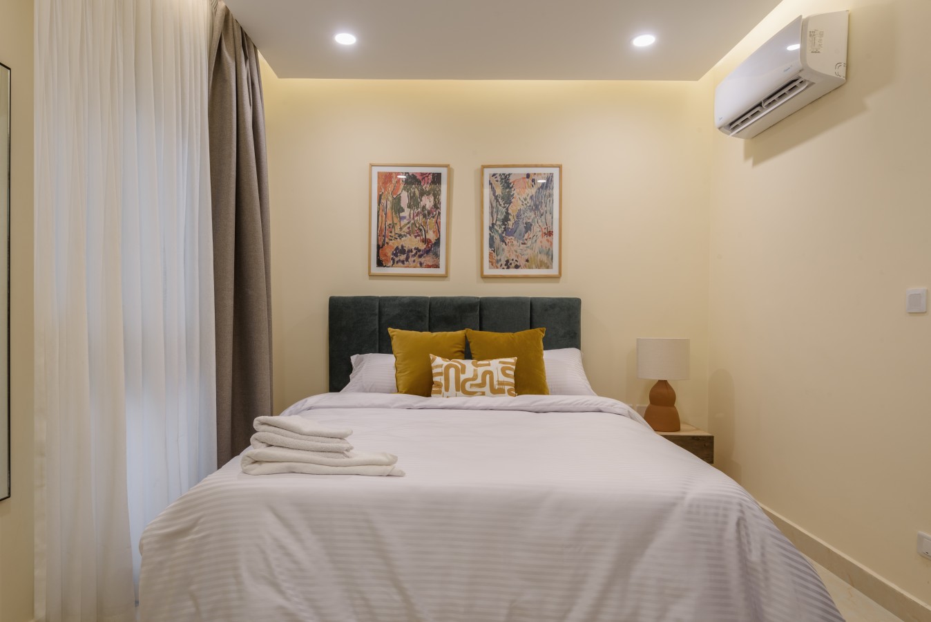S203 | 8-min Airport Stay By Hazel Spaces in Nasr City - bedroom view 2