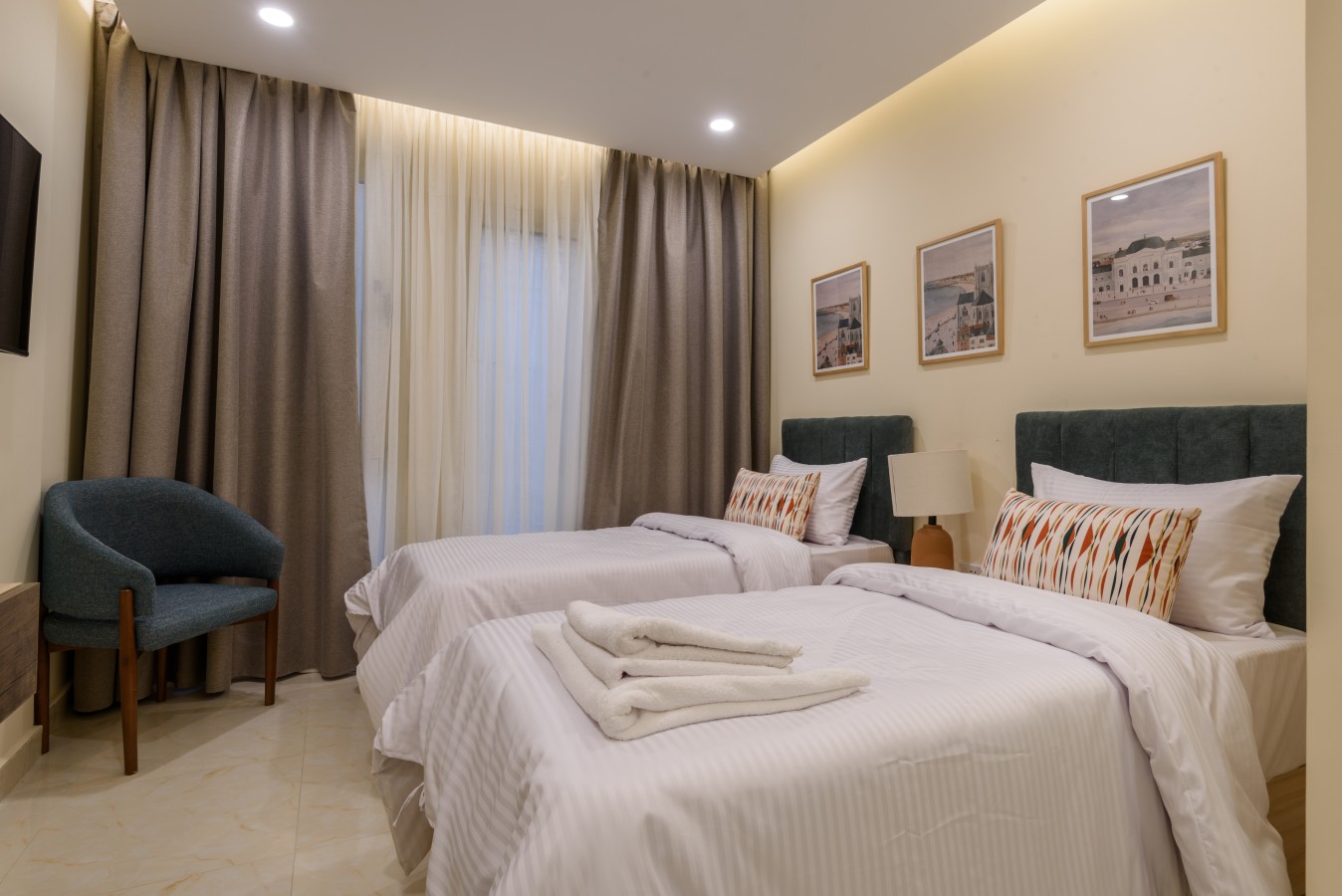 S204 | 8-min Airport Stay By Hazel Spaces