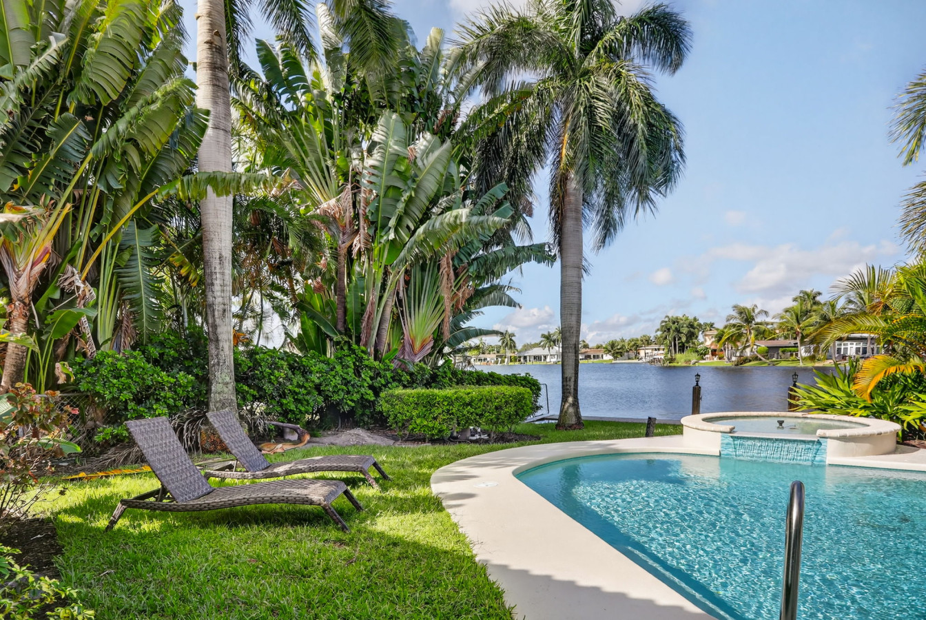 Siena Villa On The Waterfront - Pompano Beach, FL