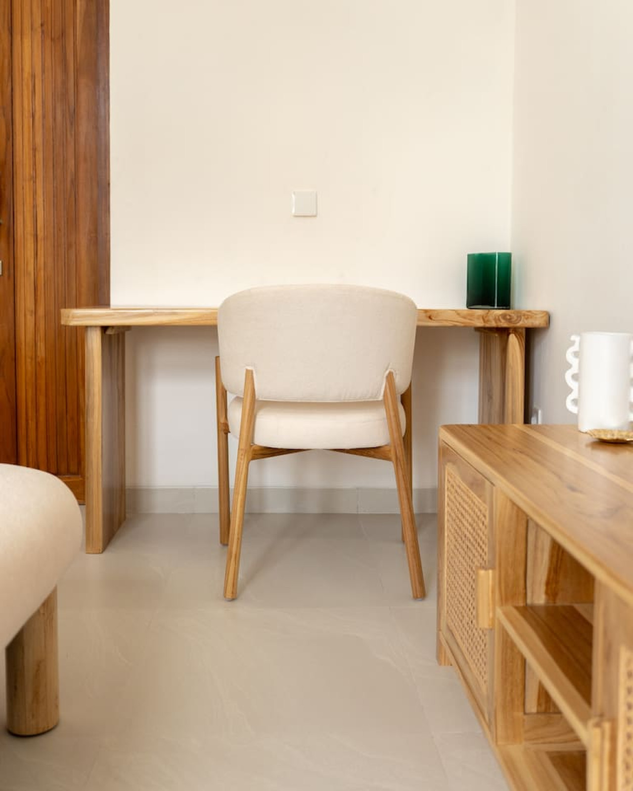 Minimalist Work Corner