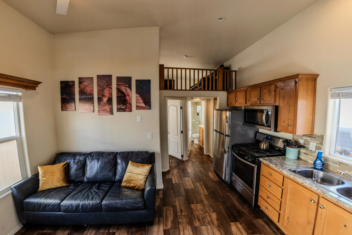 Delicate Arch Cabin #03