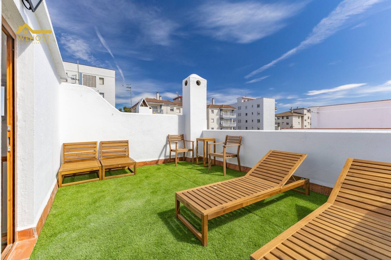 Hermosa Casa con Vistas al Mediterráneo en Cunit