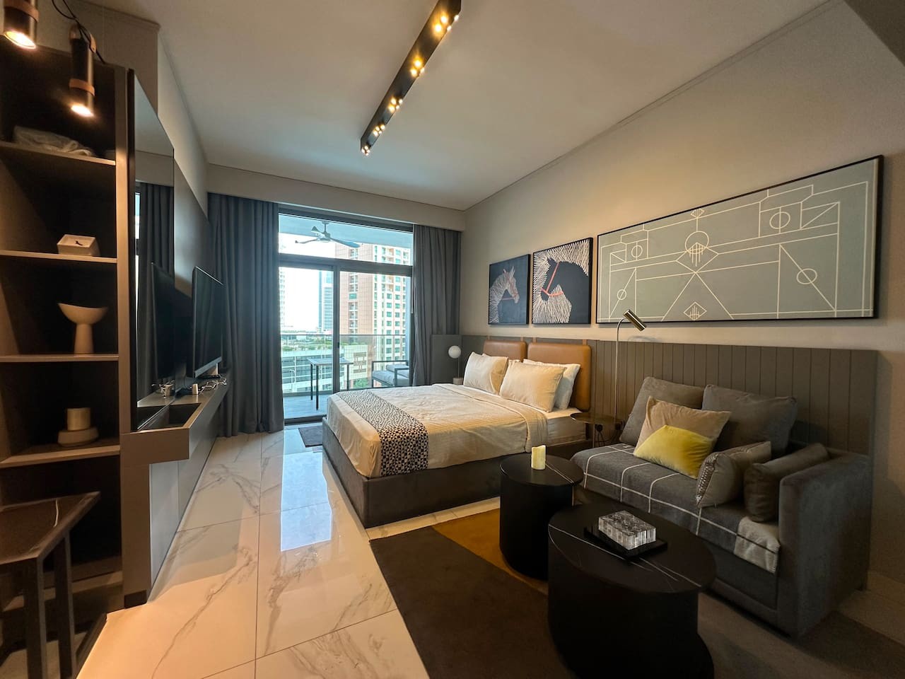 Stylish Canal-View Studio · Near Dubai Mall