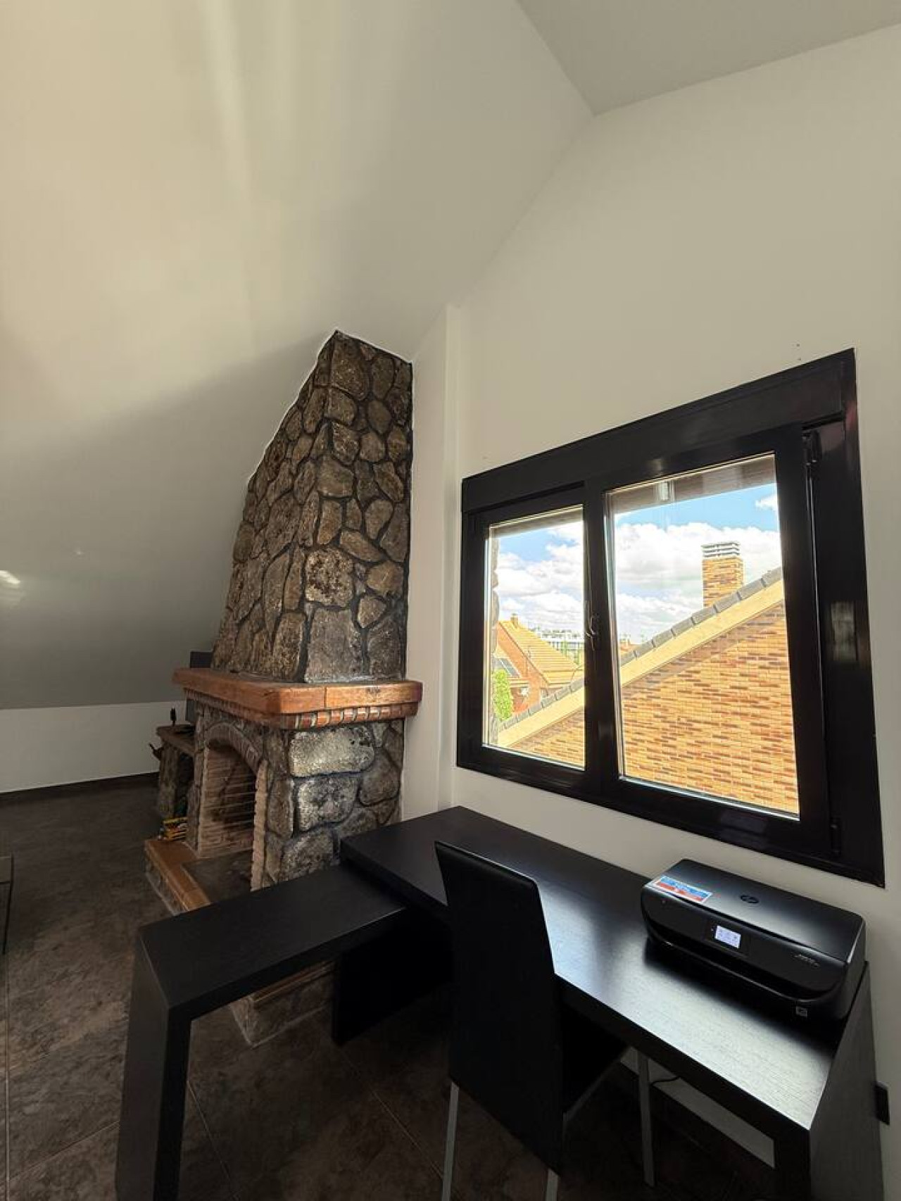 Chalet vanguardista Madrid — imagen adicional