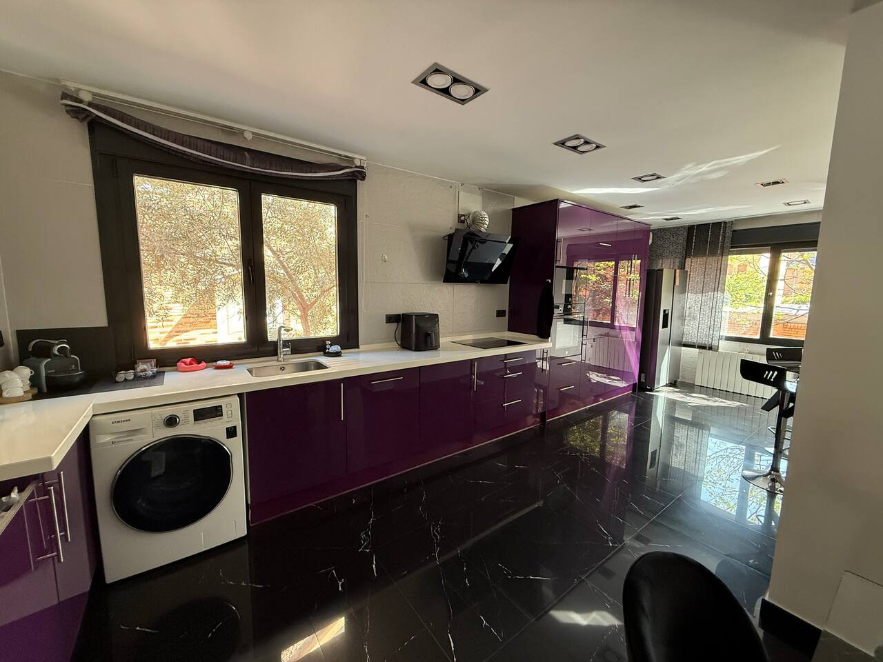 Chalet vanguardista Madrid — zona de descanso