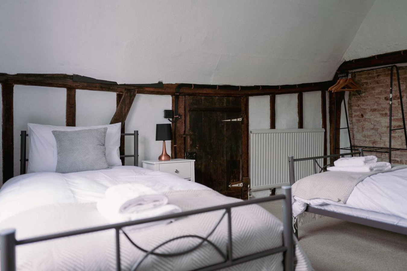 Historic Shop House | 6BR | Ideal for Contractors in 69 High Street - Property image 21 - VivreStays