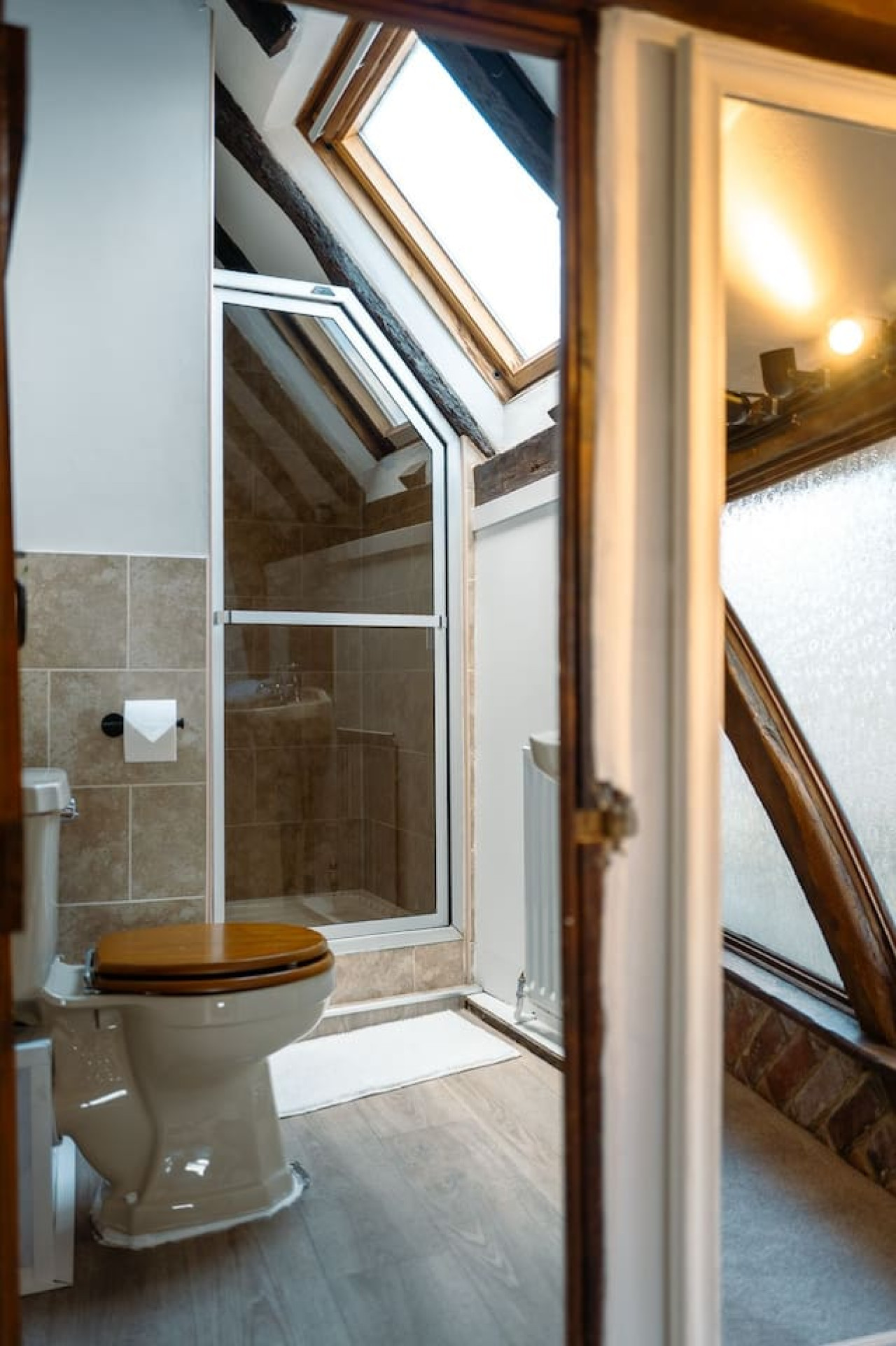Historic Shop House | 6BR | Ideal for Contractors in 69 High Street - Property image 25 - VivreStays