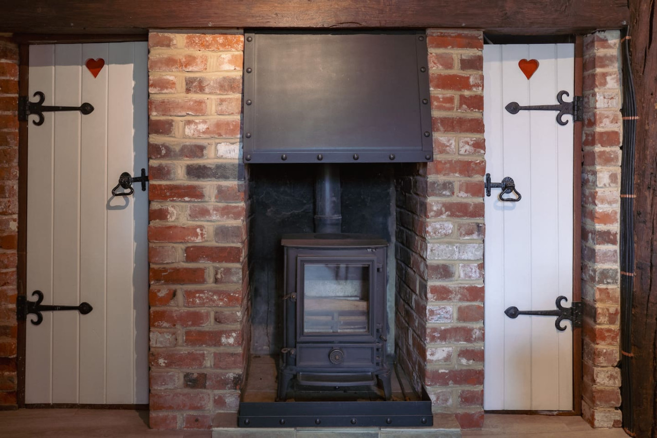 Historic Shop House | 6BR | Ideal for Contractors in 69 High Street - Property image 32 - VivreStays