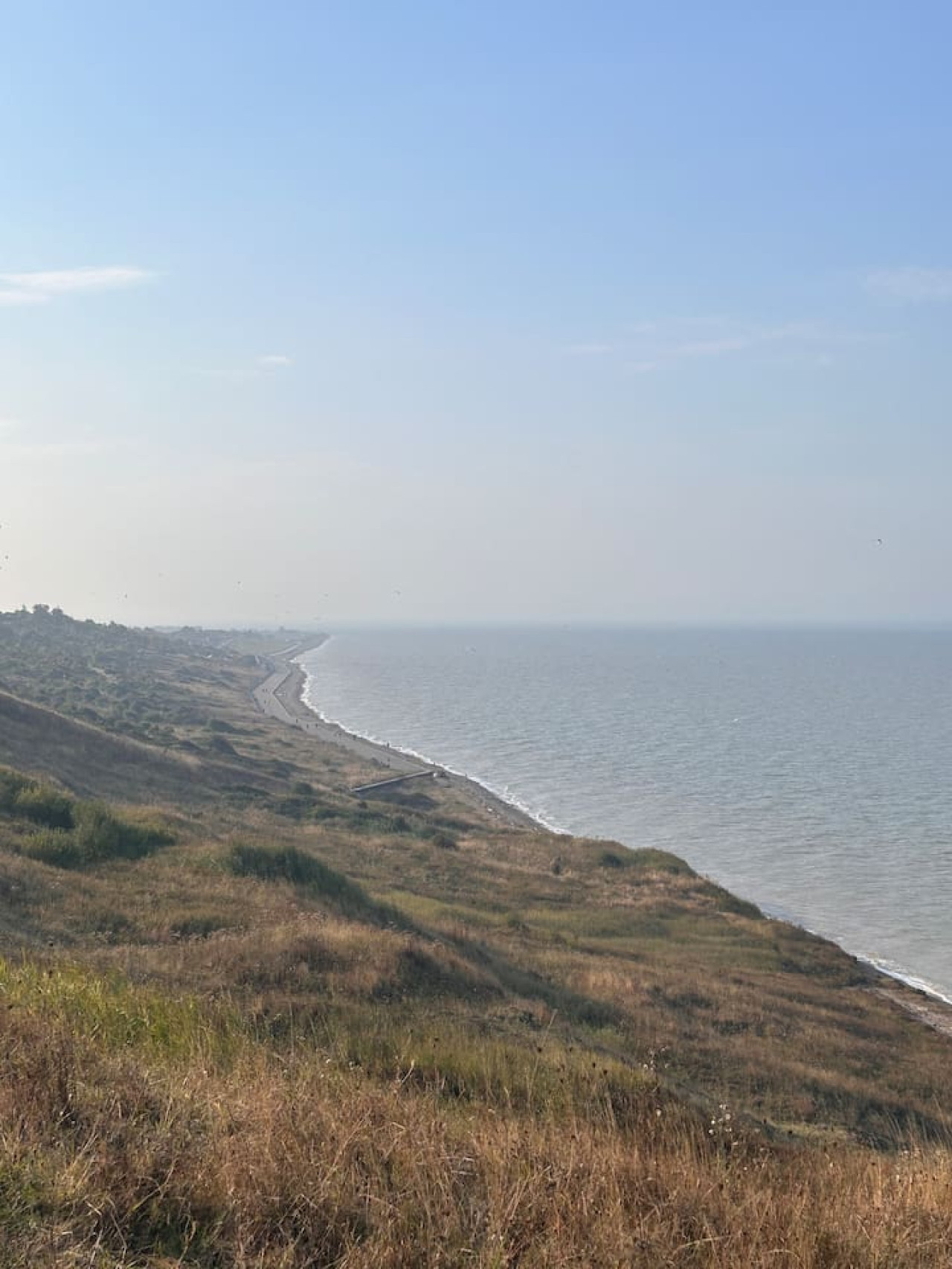 Accessible Clifftop Home with Sea View in 12 Cliff Gardens - Property image 39 - VivreStays