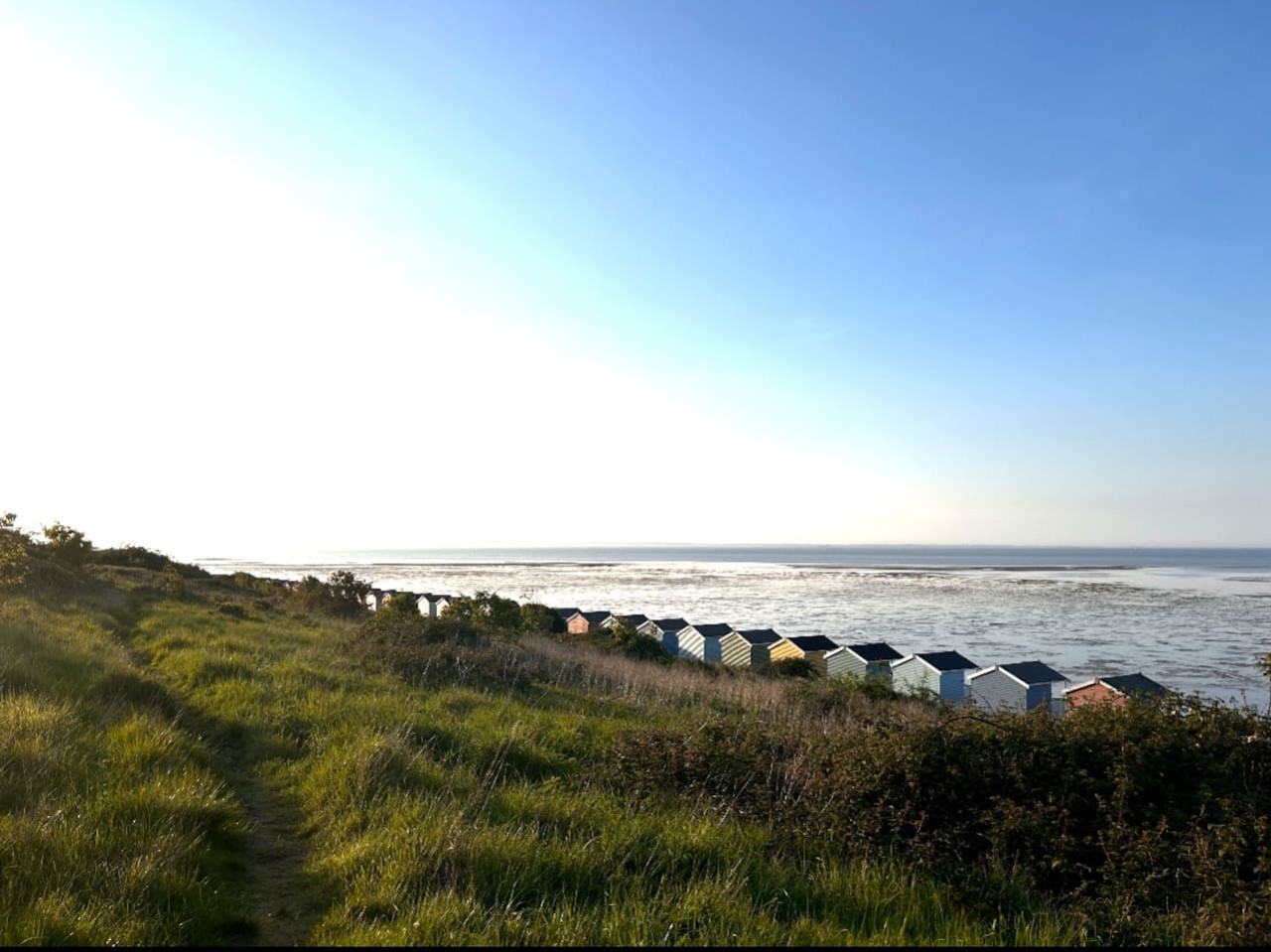 Accessible Clifftop Home with Sea View in 12 Cliff Gardens - Property image 40 - VivreStays