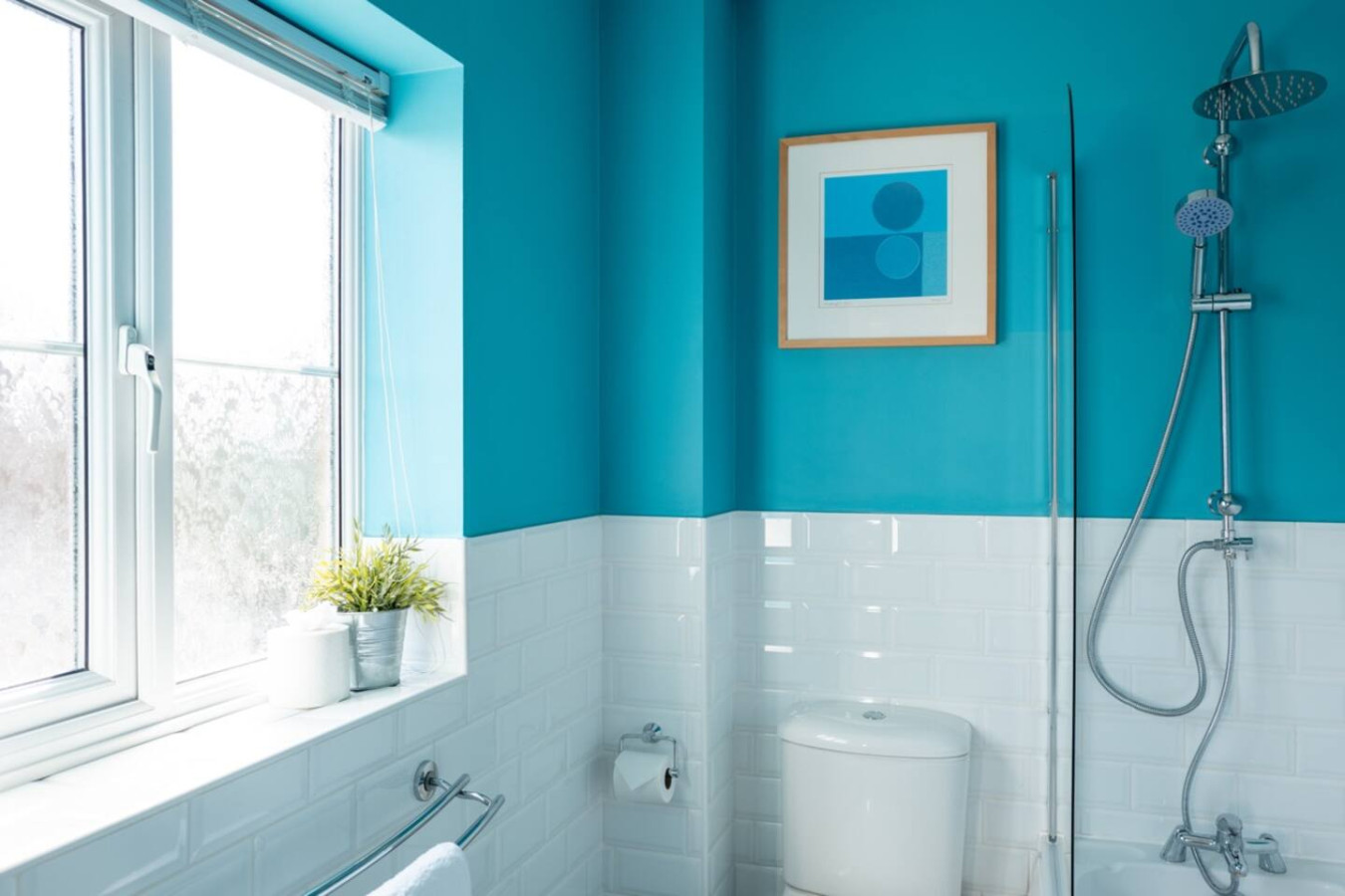 Colourful 5BR Home | Sleeps 11 + Parking | Beaches in 9 Wigeon Road - Property image 27 - VivreStays