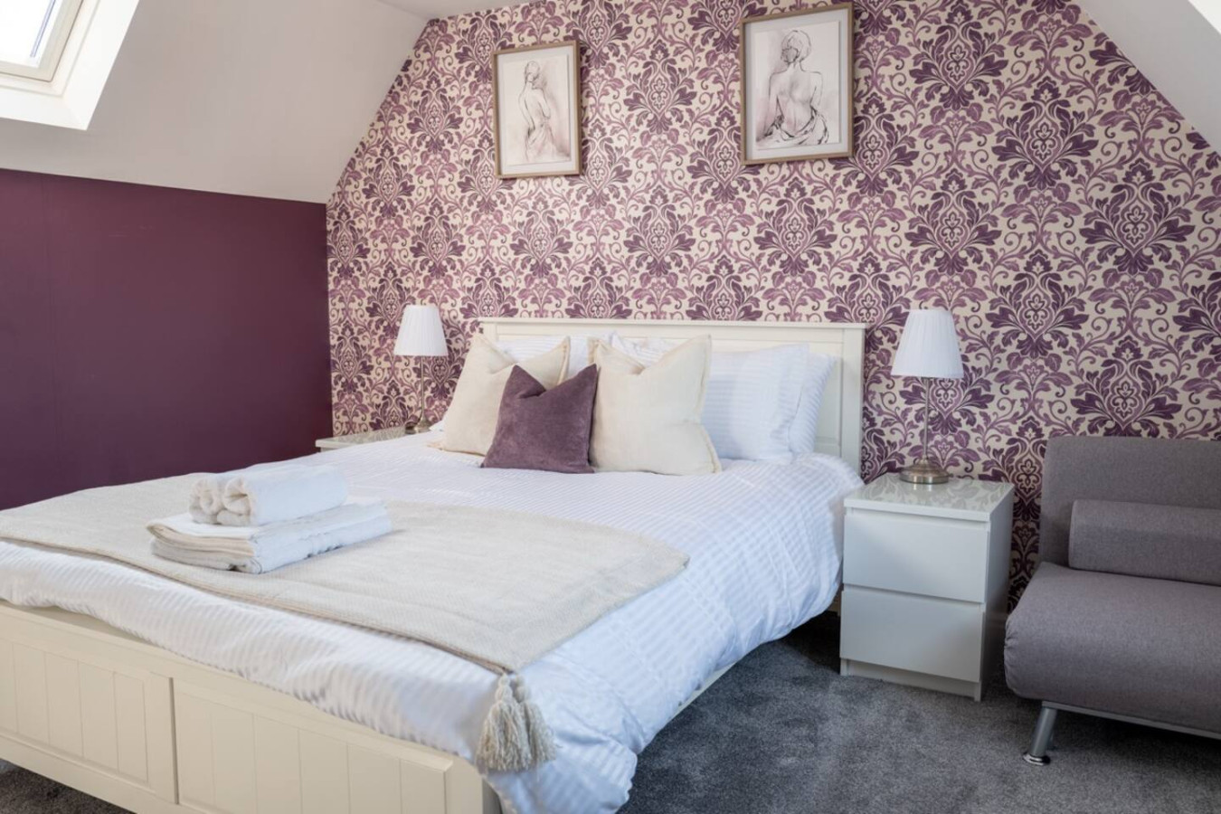 Colourful 5BR Home | Sleeps 11 + Parking | Beaches in 9 Wigeon Road - Property image 14 - VivreStays