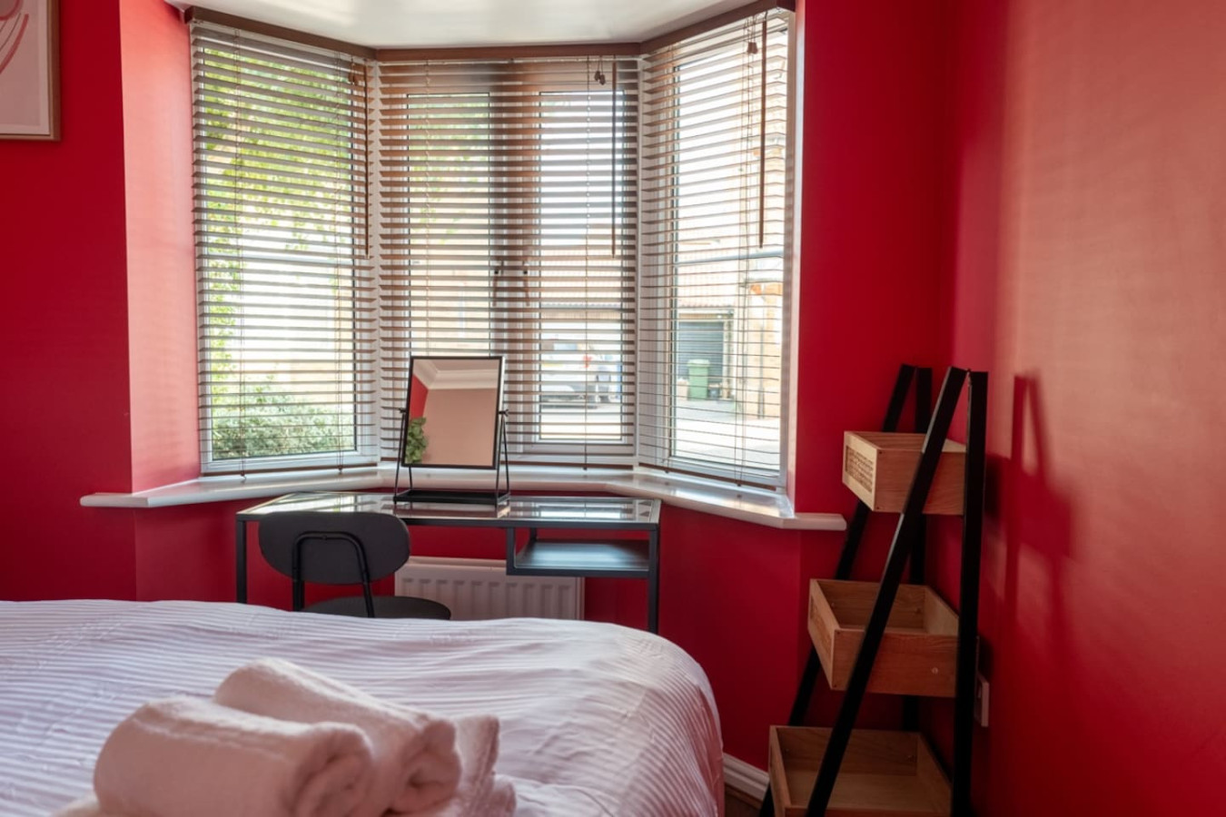 Colourful 5BR Home | Sleeps 11 + Parking | Beaches in 9 Wigeon Road - Property image 36 - VivreStays