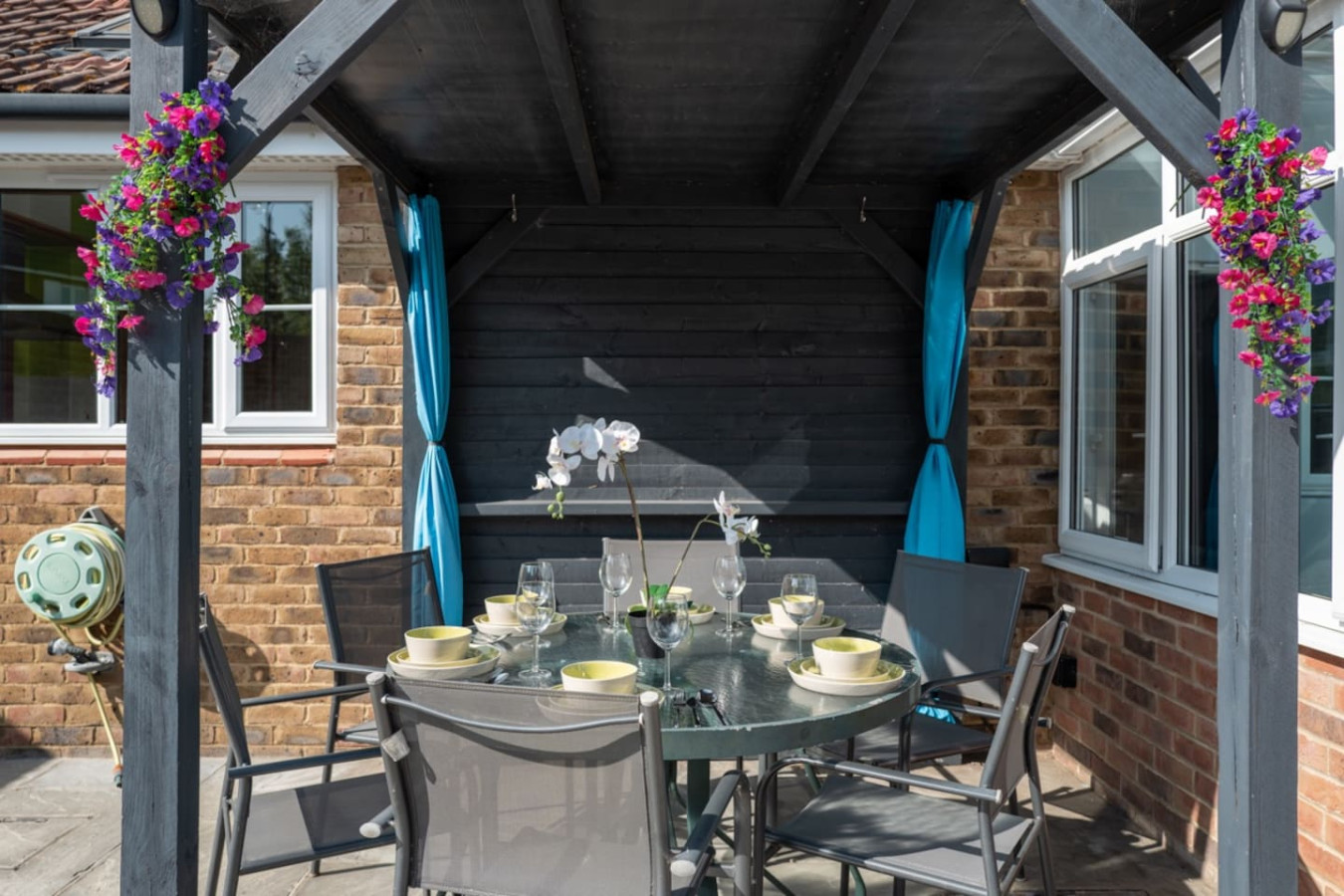 Colourful 5BR Home | Sleeps 11 + Parking | Beaches in 9 Wigeon Road - Property image 39 - VivreStays