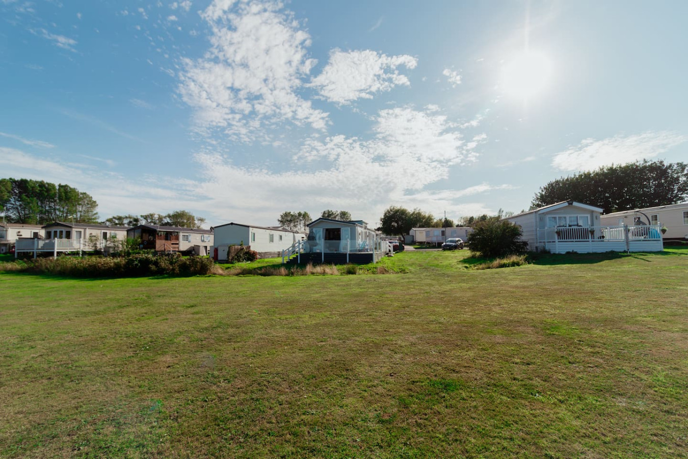 Stunning Sea View Lodge | Pool + Long Stays & Pets in Ashcroft Leisure Park 10 Millionaires Row - Property image 33 - VivreStays