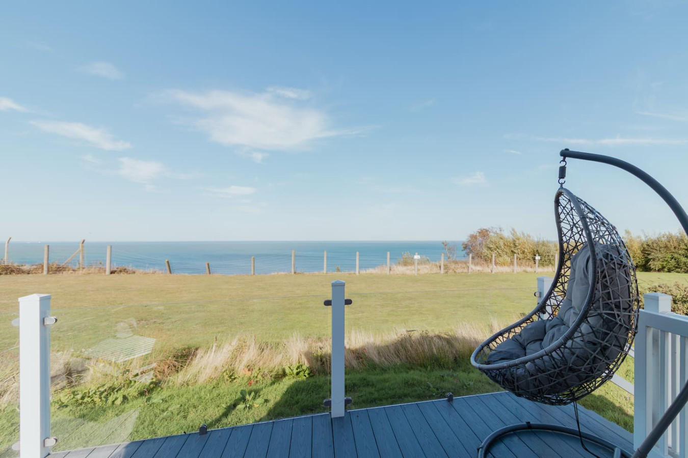 Stunning Sea View Lodge | Pool + Long Stays & Pets in Ashcroft Leisure Park 10 Millionaires Row - Property image 34 - VivreStays