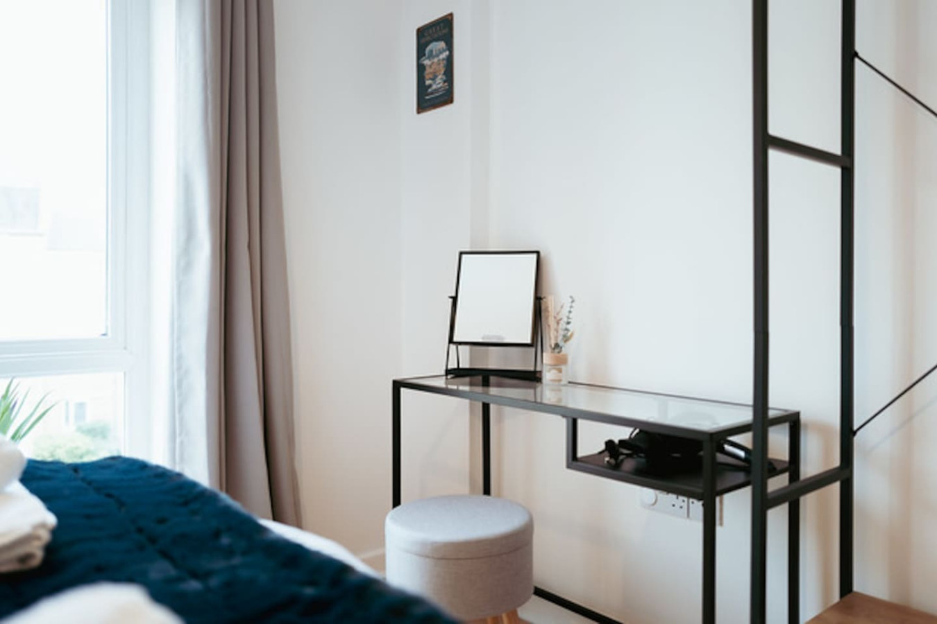Stylish Flat | Nr High St | Parking | Pet Friendly in Lyon Court, High Street 56 - Property image 7 - VivreStays