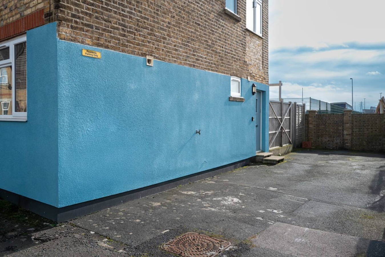 2BR Home | Parking x3 | Walk to Docks & Station in 13 Charles Street - Property image 12 - VivreStays