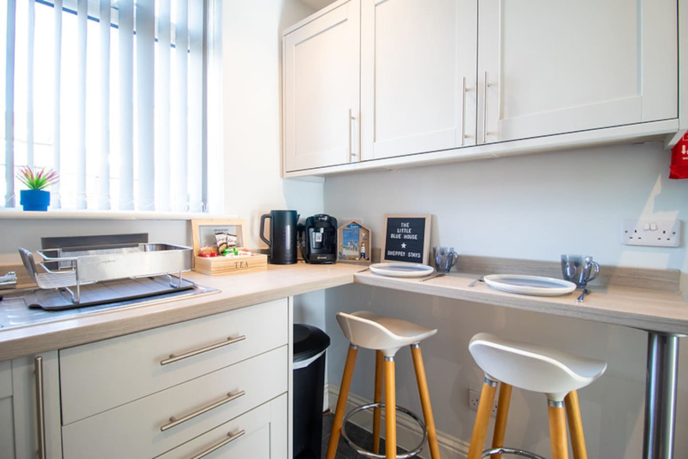 2BR Home | Parking x3 | Walk to Docks & Station in 13 Charles Street - Property image 9 - VivreStays