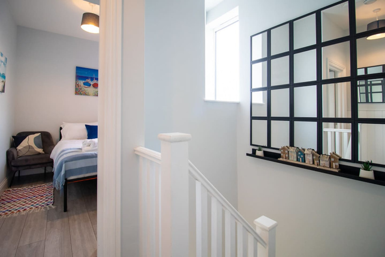 2BR Home | Parking x3 | Walk to Docks & Station in 13 Charles Street - Property image 8 - VivreStays
