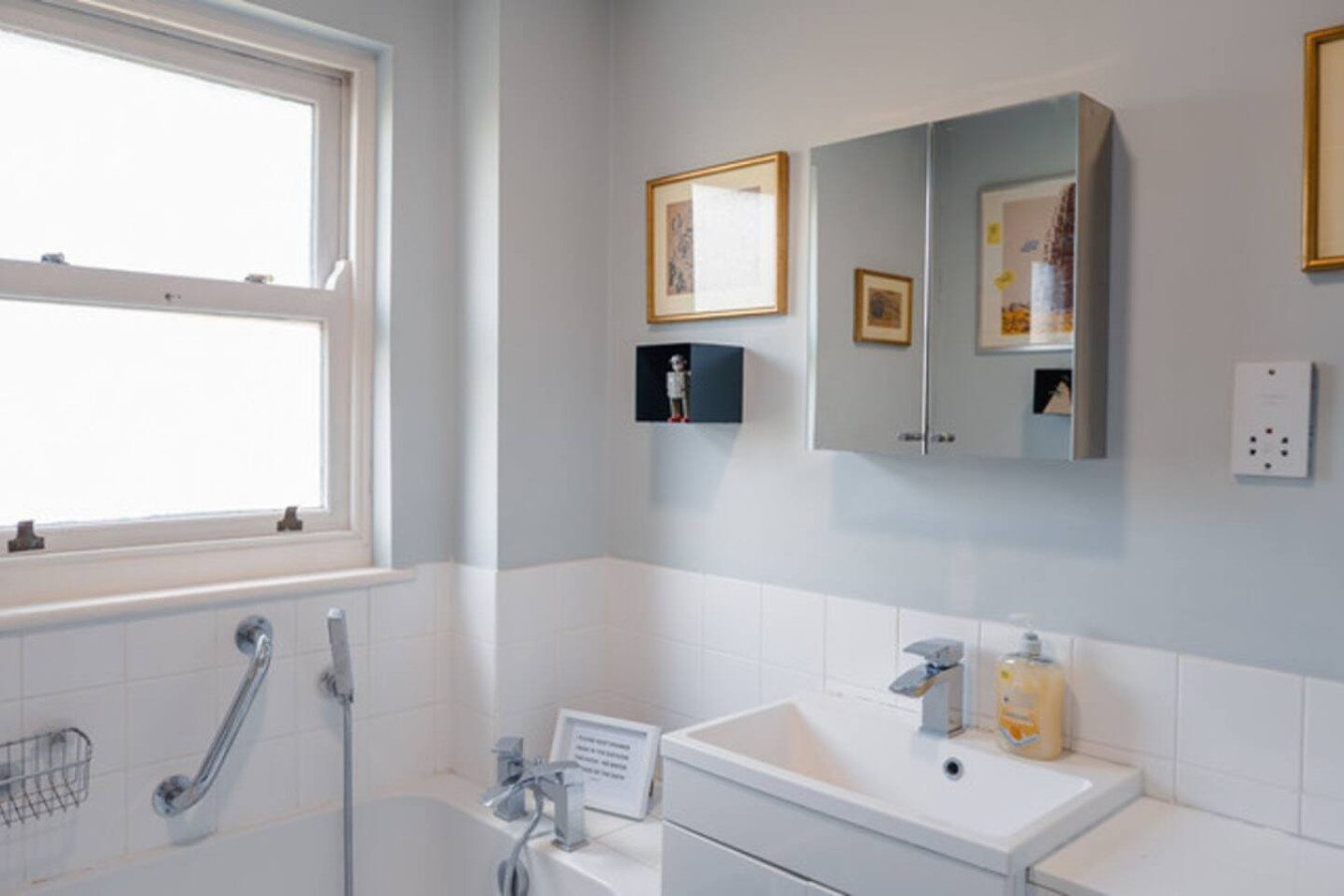 Cozy Home Near Quay with Parking and garden in 1 Lammas Gate, Abbey Street - Property image 31 - VivreStays