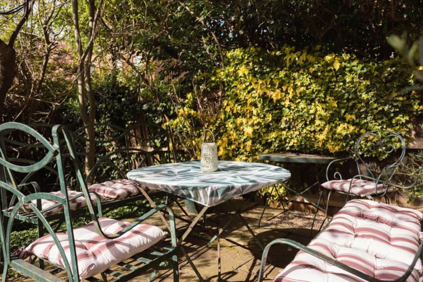 Cozy Home Near Quay with Parking and garden in 1 Lammas Gate, Abbey Street - Property image 35 - VivreStays