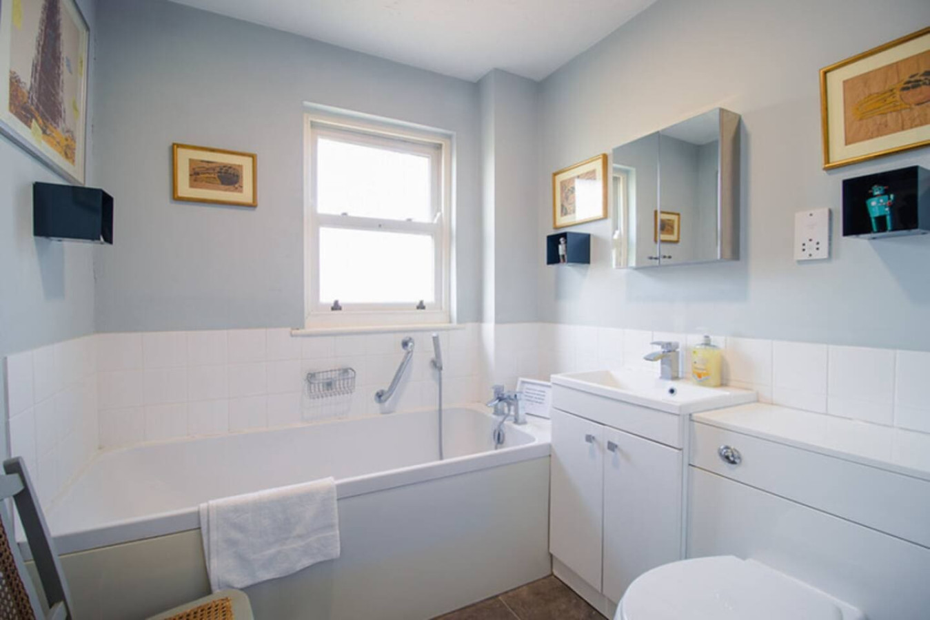 Cozy Home Near Quay with Parking and garden in 1 Lammas Gate, Abbey Street - Property image 24 - VivreStays
