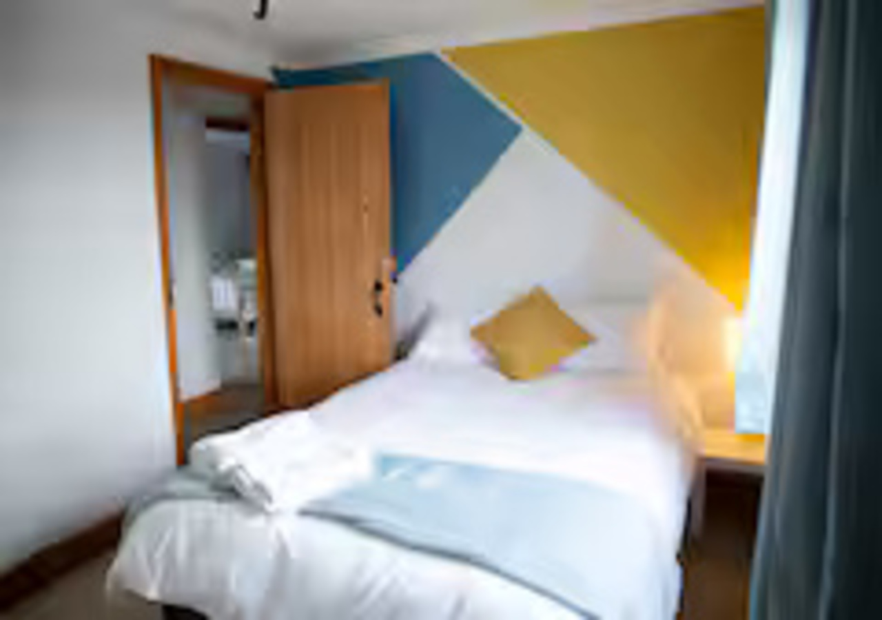 Pet-Friendly Kent Stay | Families & Contractors in 438 New Hythe Lane - Property image 20 - VivreStays