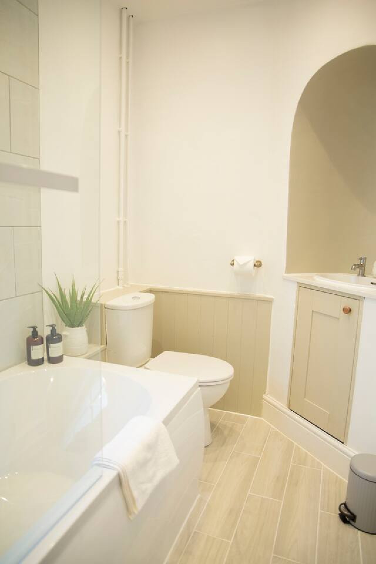 Honey pot house by Sheppey Stays - 3bed 1 bath in 40 Lower Fant Road - Property image 11 - VivreStays