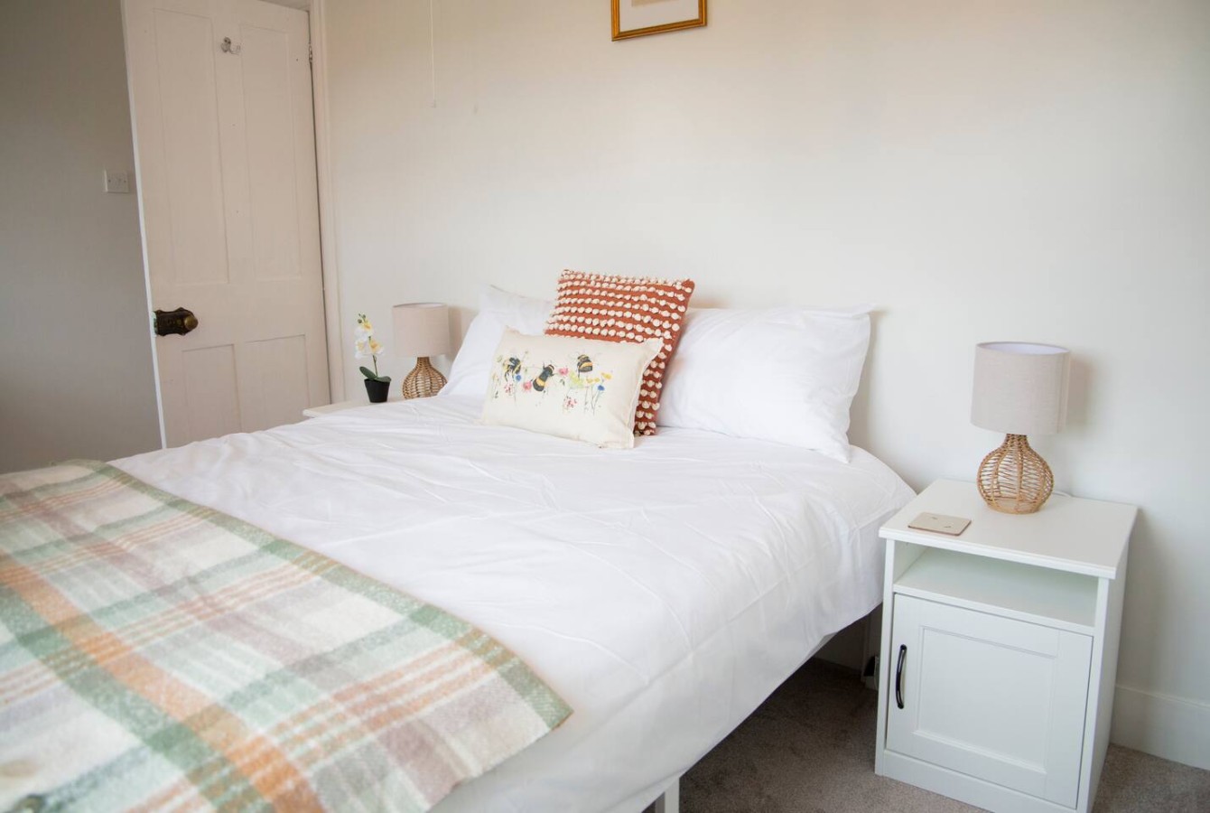 Honey pot house by Sheppey Stays - 3bed 1 bath in 40 Lower Fant Road - Property image 19 - VivreStays