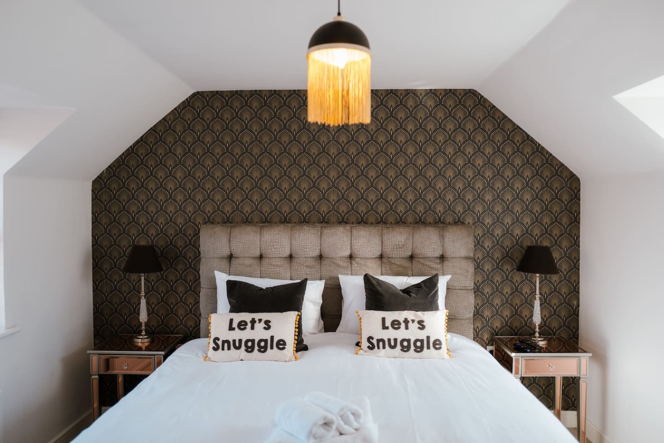 Geometric House - 5 Beds Maidstone - sleeps 10 in 13 Coleman Way - Property image 4 - VivreStays