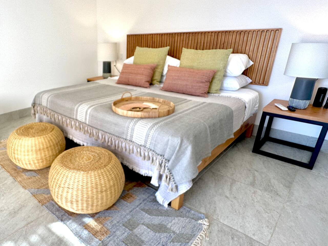 Spacious Serenity Suite · Seaview · Near Hot Tub