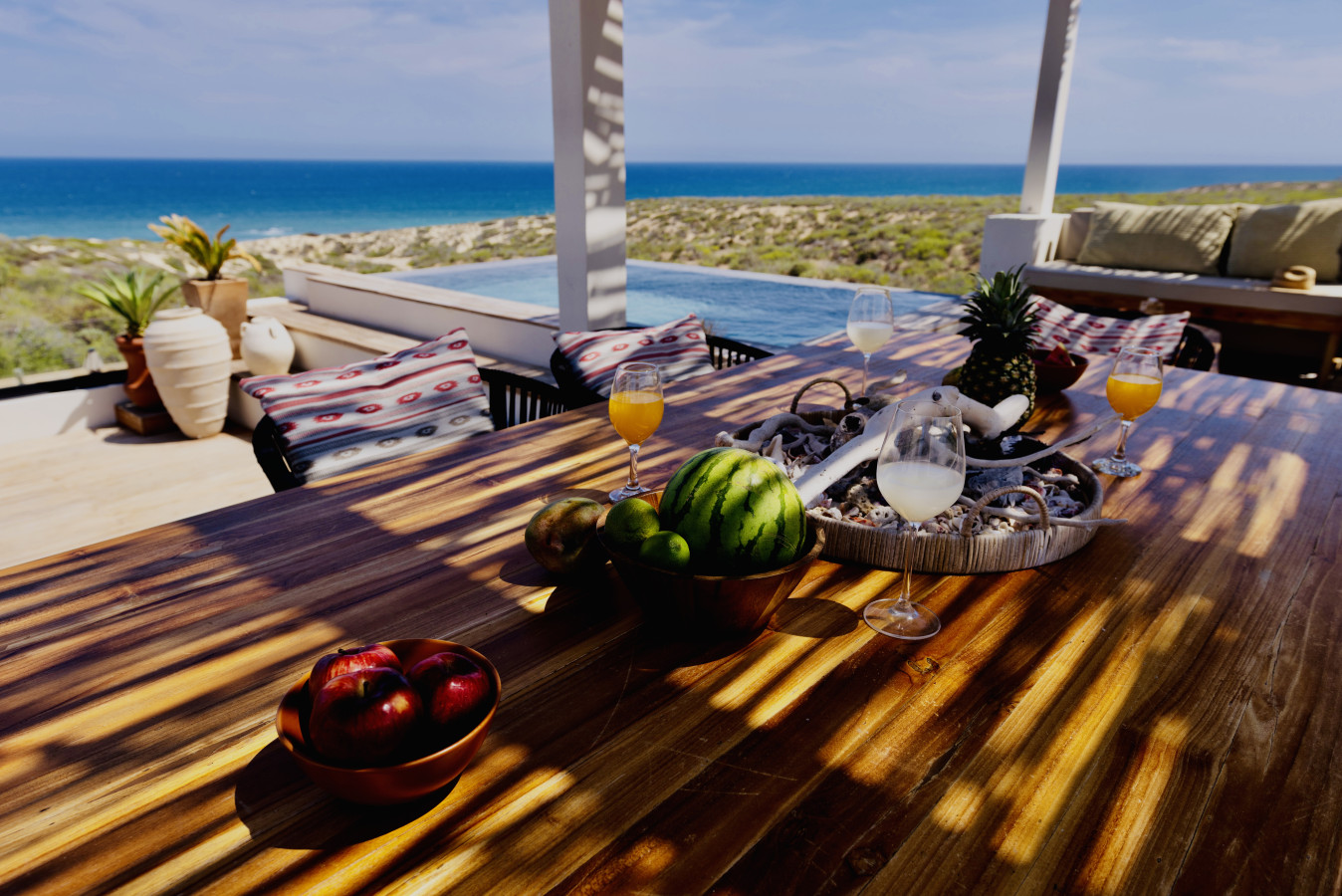 Casa del Mar · Oceanview Villa · 4 Suites