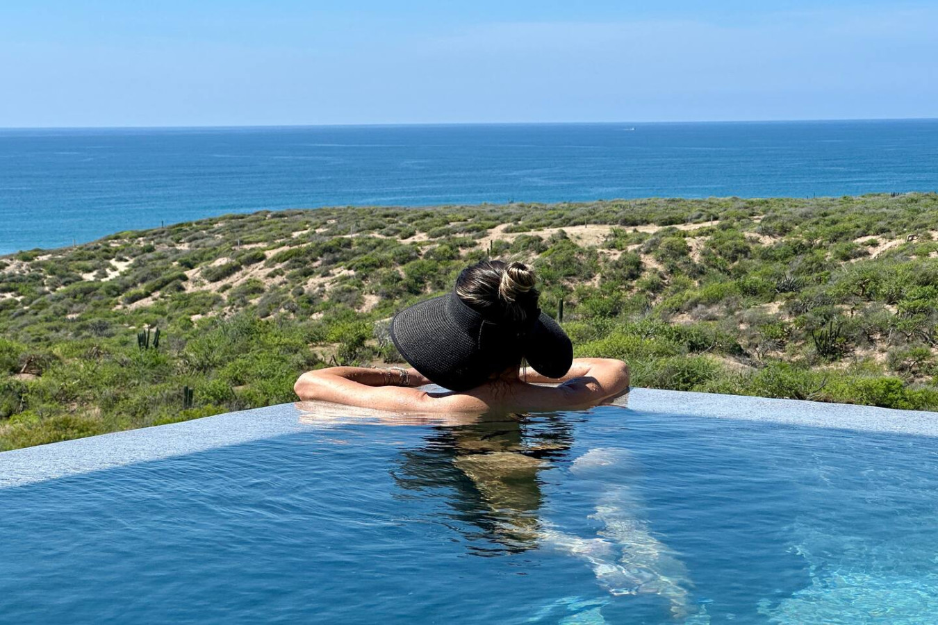 Casa del Mar · Oceanview Villa · 4 Suites