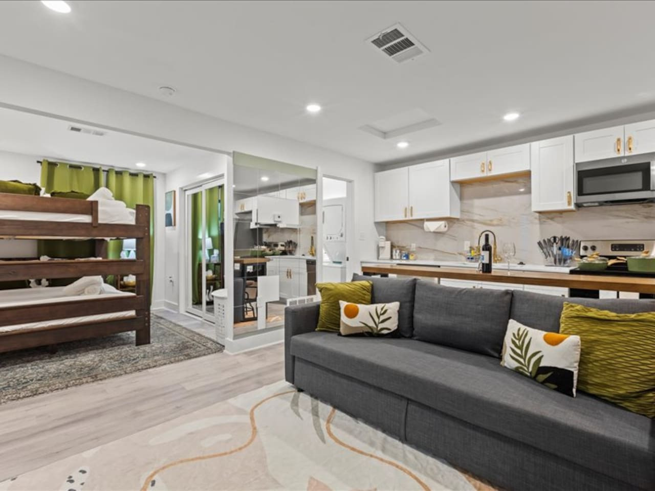 Nest Studio | 11 Mins From Klyde Warren Park - Dallas, TX